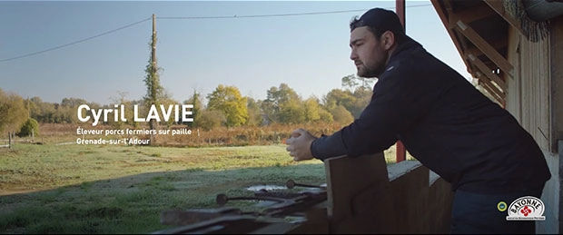 Éleveurs de porcs fermiers sur paille Lavie